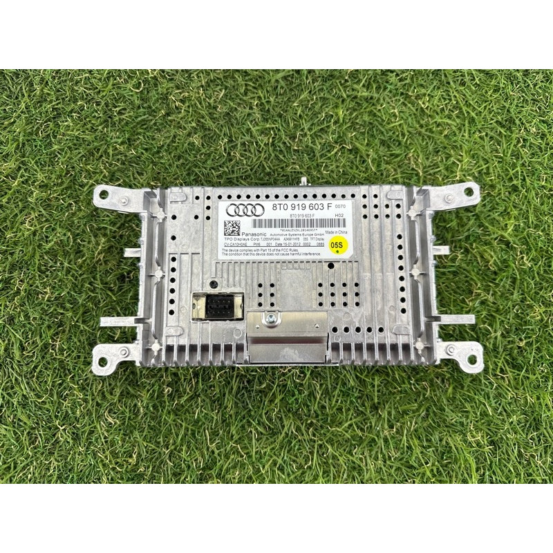 Монитор (электрика) AUDI Q5 8R 2012 2.0 CAEB 8T0057603F