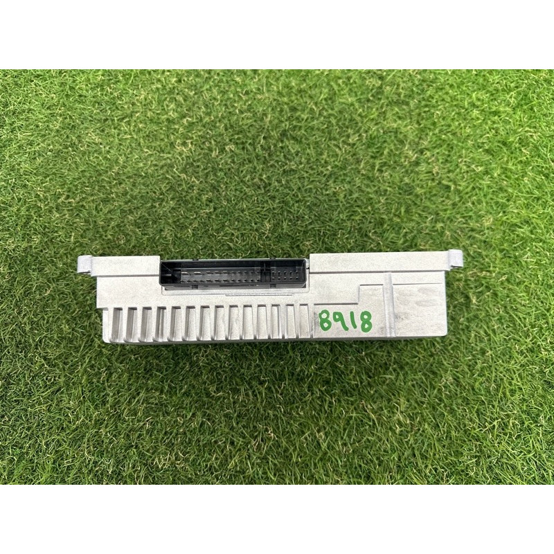 Усилитель звука (электрика) AUDI Q5 8R 2012 2.0 CAEB 8R0035223G