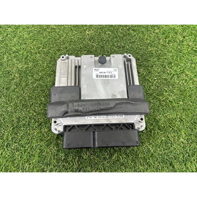 Блок управления двигателем (электрика / блок управления) AUDI Q5 8R 2012 2.0 CAEB 8R0907115P