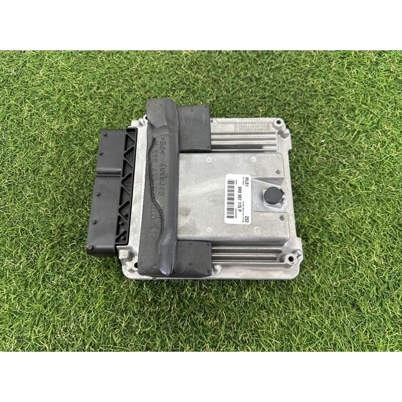 Блок управления двигателем (электрика / блок управления) AUDI Q5 8R 2012 2.0 CAEB 8R0907115P