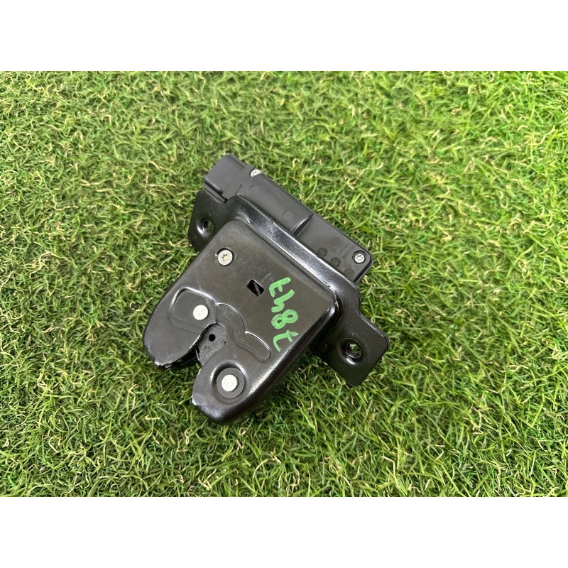 Замок багажника (кузов і елементи) Nissan Rogue T33 2021 2.5 PR25DD 905026RR0A