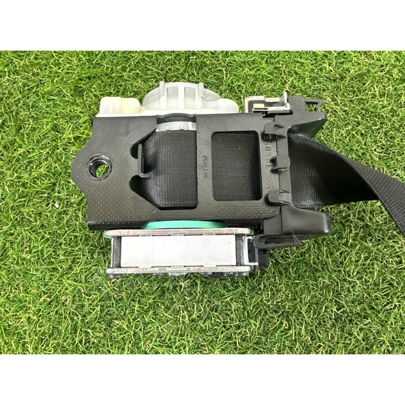 Ремень безопасности (airbag/безопасность) AUDI Q5 8R 2012 2.0 CAEB 8R1857705LV04