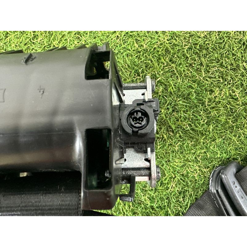 Ремень безопасности (airbag/безопасность) AUDI Q5 8R 2012 2.0 CAEB 8R1857705LV04