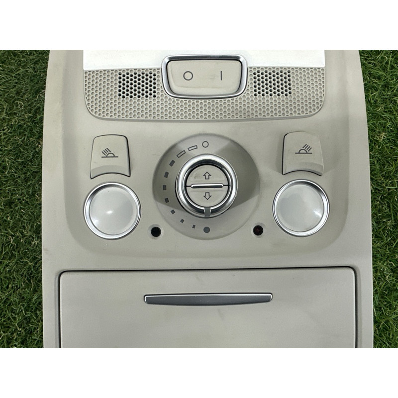 Плафон салона (салон) AUDI Q5 8R 2012 2.0 CAEB 8T094714013U