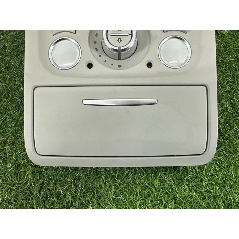 Плафон салона (салон) AUDI Q5 8R 2012 2.0 CAEB 8T094714013U