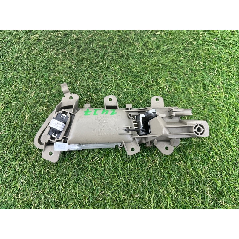 Ручка двери внутренняя (салон) AUDI A4 B8 2012 2.0 CAEB 8K0839020A1GK