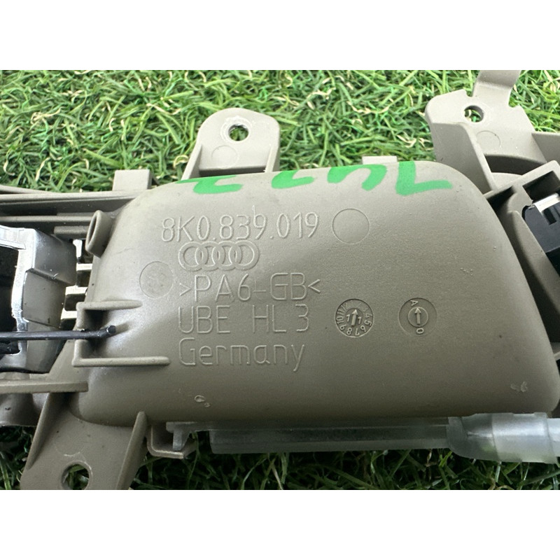 Ручка двери внутренняя (салон) AUDI A4 B8 2012 2.0 CAEB 8K0839019A1GK