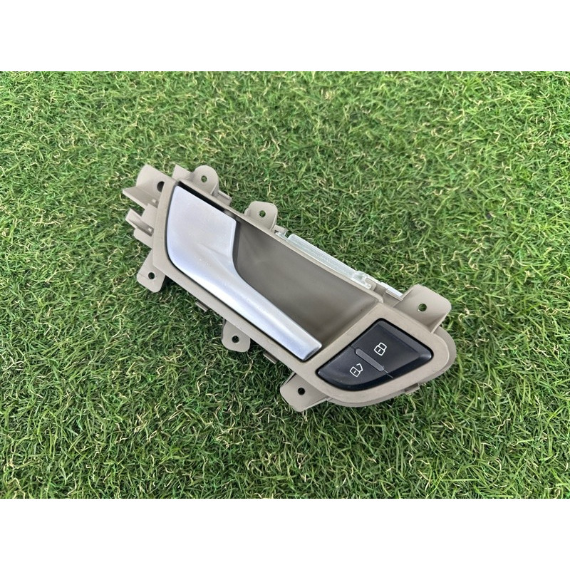 Ручка двери внутренняя (салон) AUDI A4 B8 2012 2.0 CAEB 8K0837019G1GK