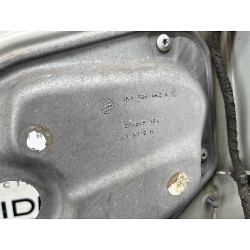 Дверь голая (наружные элементы кузова) Volkswagen Golf 1K 2004 2.0 BKD 1K6833302AA