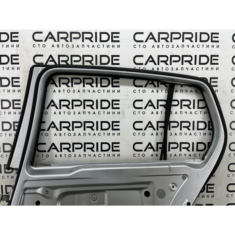 Дверь голая (наружные элементы кузова) Volkswagen Golf 1K 2004 2.0 BKD 1K6833302AA