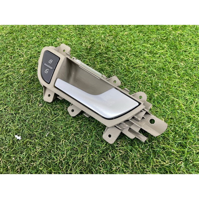 Ручка двери внутренняя (салон) AUDI A4 B8 2012 2.0 CAEB 8K0837020G1GK