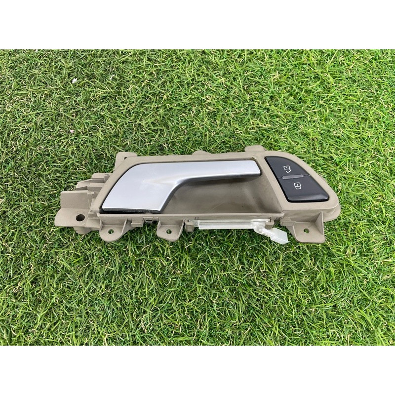 Ручка двери внутренняя (салон) AUDI A4 B8 2012 2.0 CAEB 8K0837020G1GK