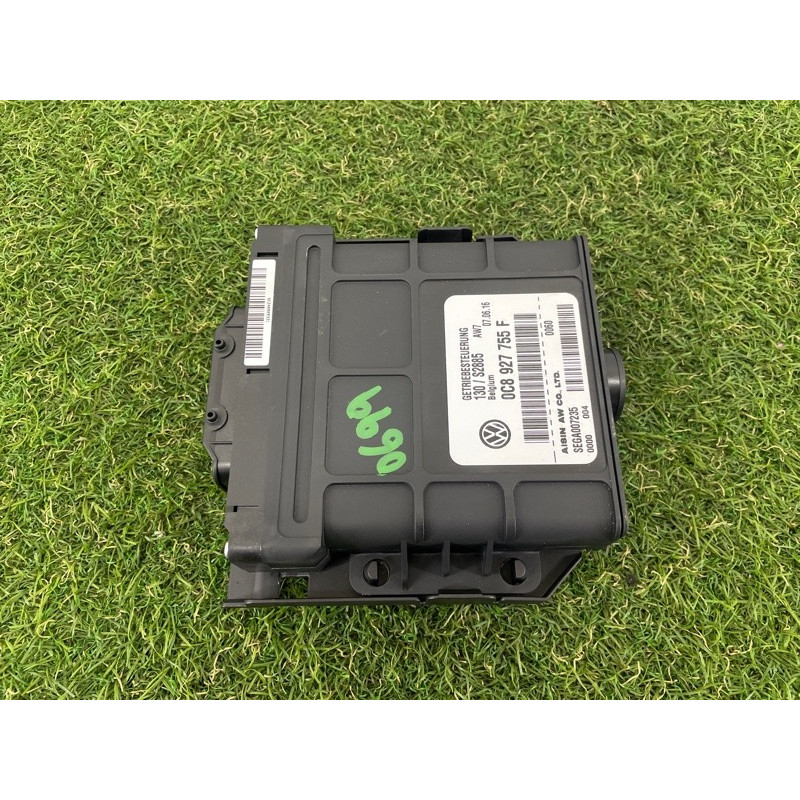Блок управления АКПП (электрика / блоки управления) Volkswagen Touareg NF 2015 3.6 CGRA 0C8927755F