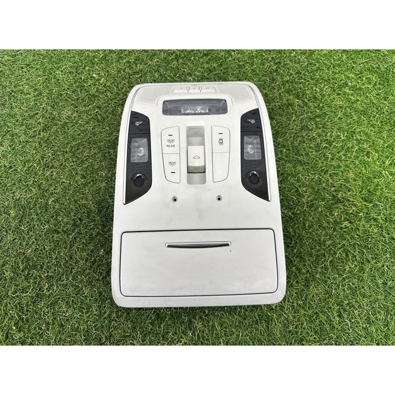 Салонний світильник (салон) AUDI A7 4G 2012 3.0 CGXB 4G0947135GET1