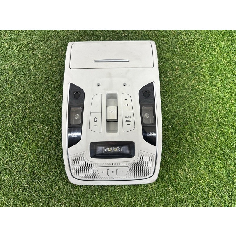 Салонний світильник (салон) AUDI A7 4G 2012 3.0 CGXB 4G0947135GET1