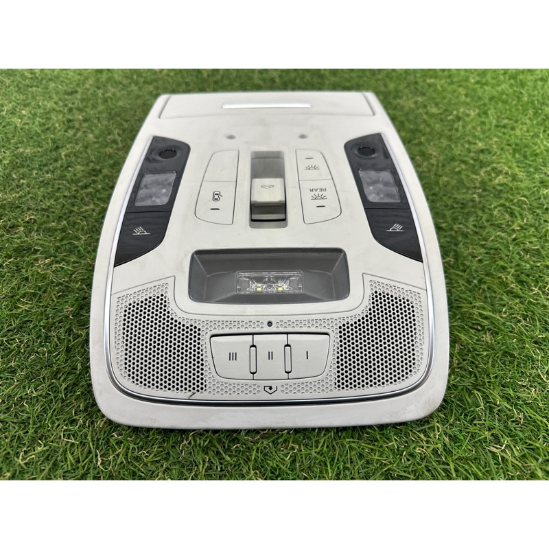 Салонний світильник (салон) AUDI A7 4G 2012 3.0 CGXB 4G0947135GET1