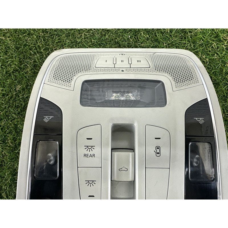 Салонний світильник (салон) AUDI A7 4G 2012 3.0 CGXB 4G0947135GET1