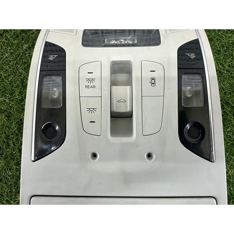 Салонний світильник (салон) AUDI A7 4G 2012 3.0 CGXB 4G0947135GET1