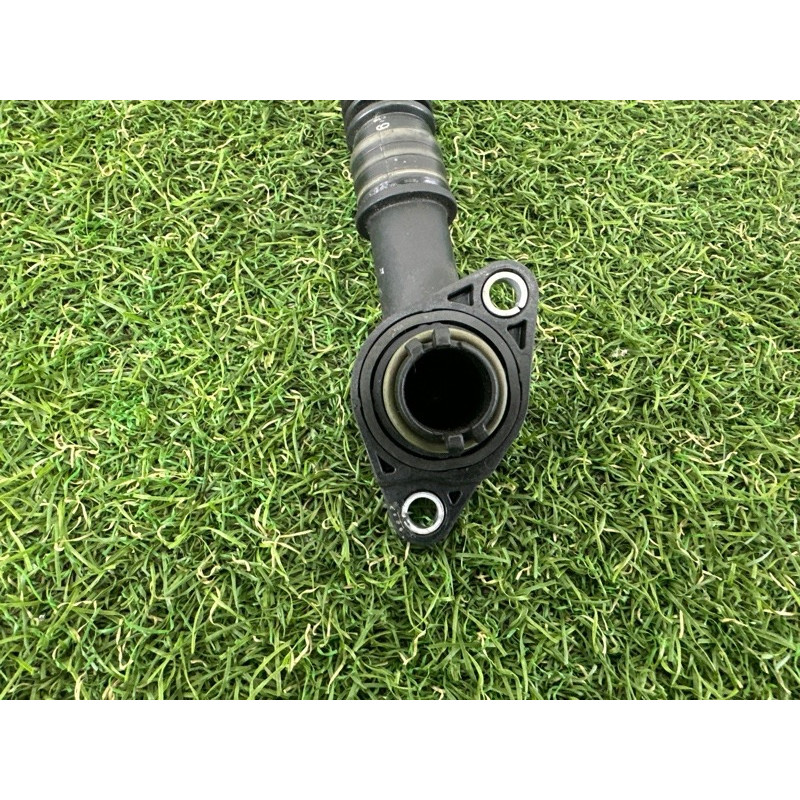 Трубка вентиляции картерных газов (двигатель и элементы) BMW 5-series F10 2013 N63B44 11157646087