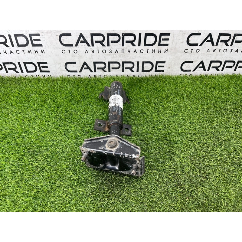 Кронштейн усилителя бампера (стекла и зеркала) BMW 5-series E34 51118138529