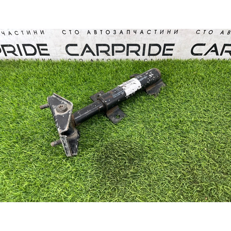 Кронштейн усилителя бампера (стекла и зеркала) BMW 5-series E34 51118138529