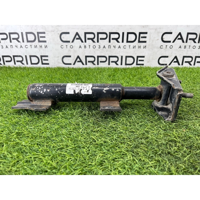 Кронштейн усилителя бампера (стекла и зеркала) BMW 5-series E34 51118138529