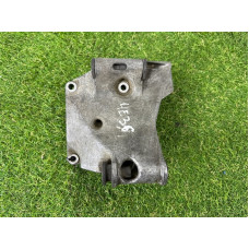 Кронштейн генератора