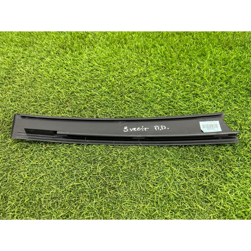 Бічна накладка двері (кузов і елементи) Opel Vectra C 2.2 Z22YH 13192791