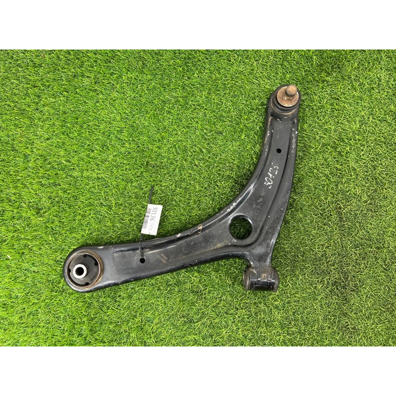 Рычаг подвески (подвеска) Jeep Compass MK49 2014 2.4 5105041AH