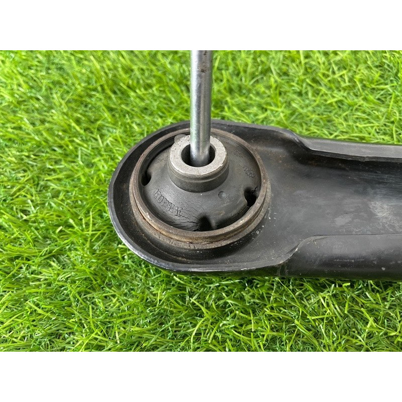 Рычаг подвески (подвеска) Jeep Compass MK49 2014 2.4 5105041AH