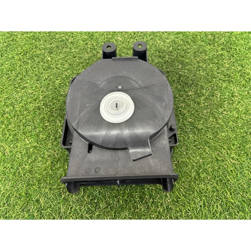 Сабвуфер (электрика) BMW X1 F48 2016 2.0 B46B20 65139278065