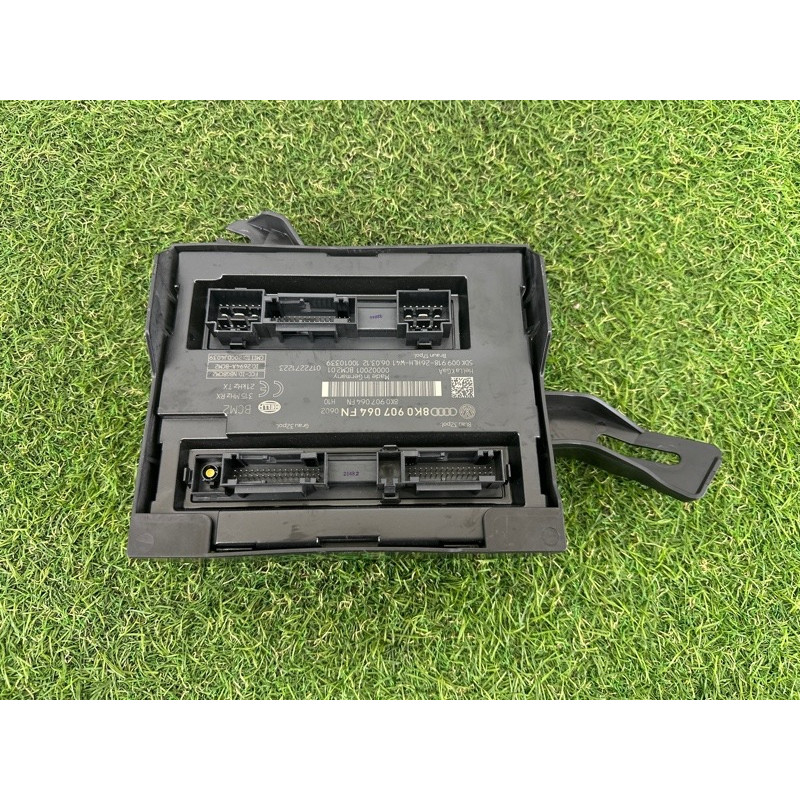 Модуль BCM (электрика / блок управления) AUDI Q5 8R 2012 2.0 CAEB 8K0907064FN