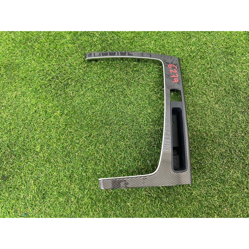 Декоративная накладка центральной консоли (салон) AUDI SQ5 FY 2018 3.0 CWGD 80B863969T7V7