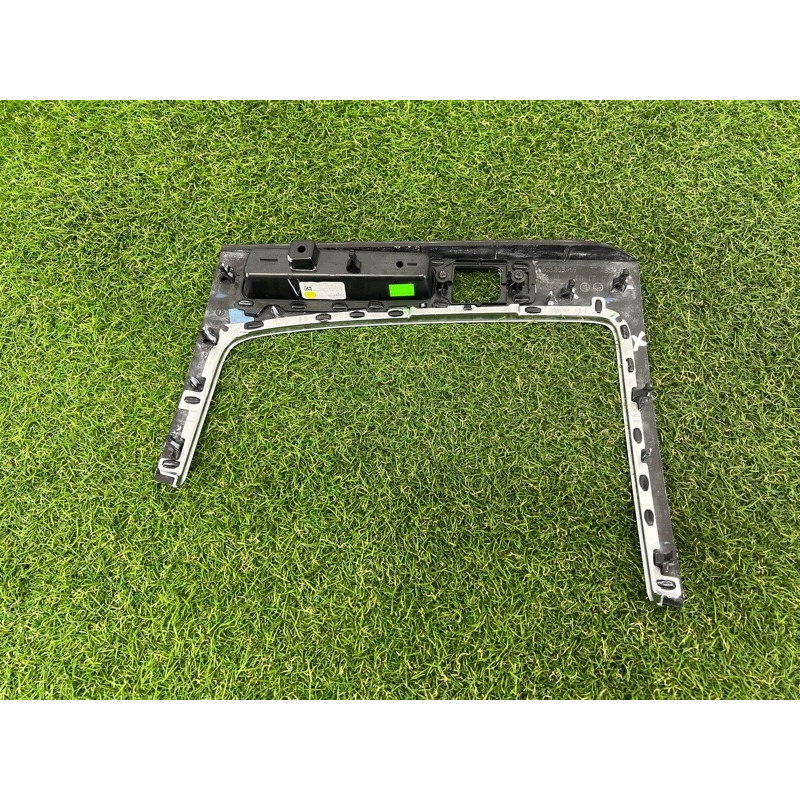 Декоративная накладка центральной консоли (салон) AUDI SQ5 FY 2018 3.0 CWGD 80B863969T7V7