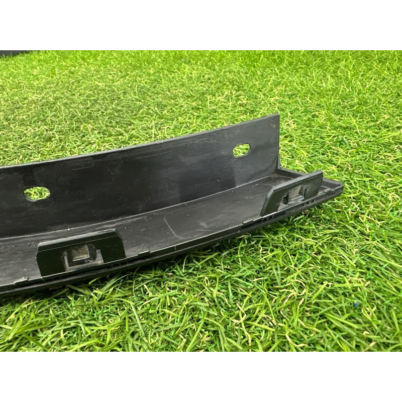 Накладка на крыло (кузов и элементы) BMW X1 F48 2016 2.0 B46B20 51777332339