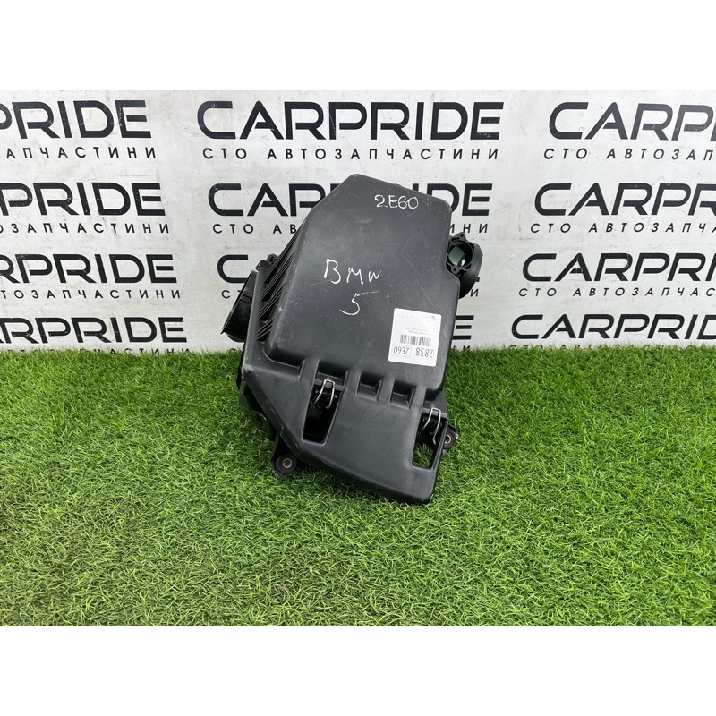 Корпус воздушного фильтра (впускная система) BMW 5-series E60 2005 N52B25 13717521030