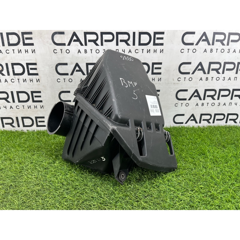 Корпус воздушного фильтра (впускная система) BMW 5-series E60 2005 N52B25 13717521030