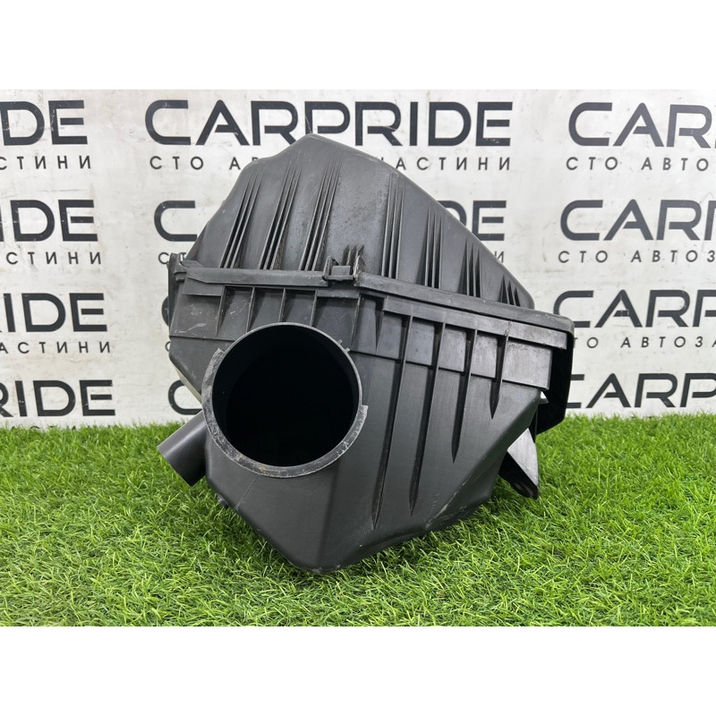 Корпус воздушного фильтра (впускная система) BMW 5-series E60 2005 N52B25 13717521030