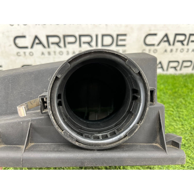 Корпус воздушного фильтра (впускная система) BMW 3-series E46