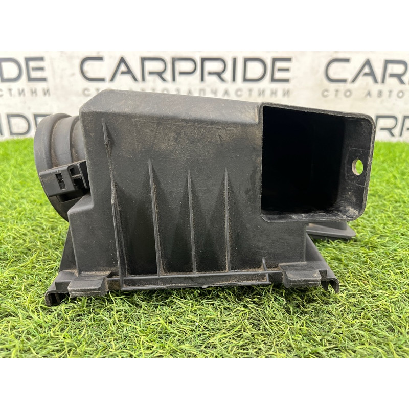 Корпус воздушного фильтра (впускная система) BMW 3-series E46