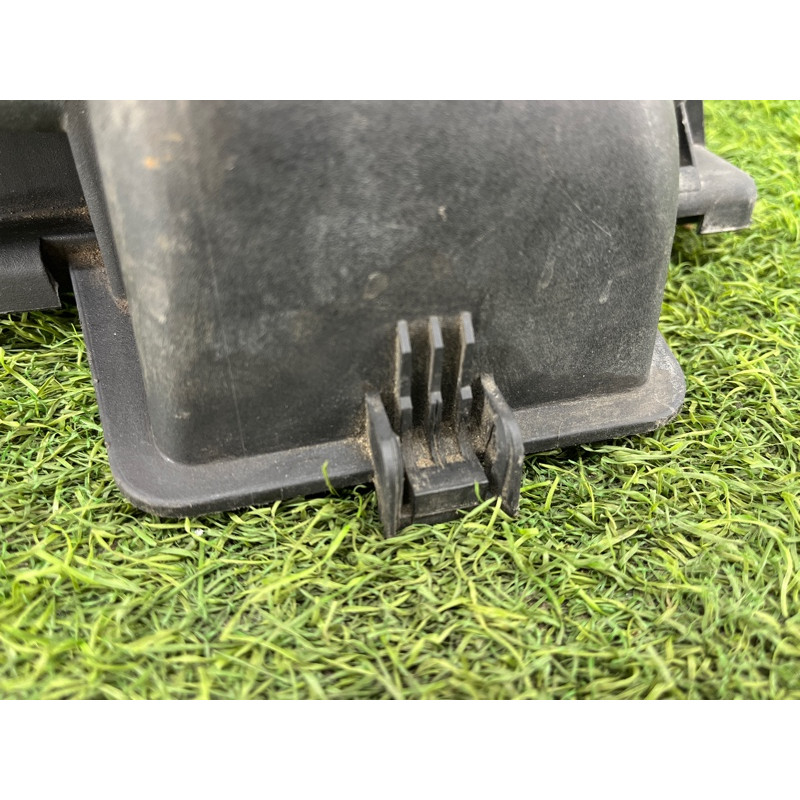 Корпус воздушного фильтра (впускная система) BMW 3-series E46