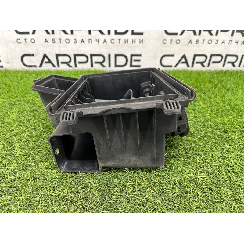 Корпус воздушного фильтра (впускная система) BMW 3-series E46