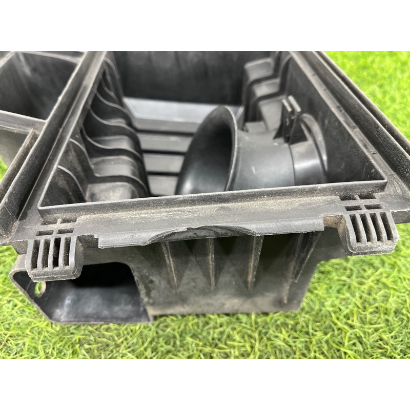 Корпус воздушного фильтра (впускная система) BMW 3-series E46