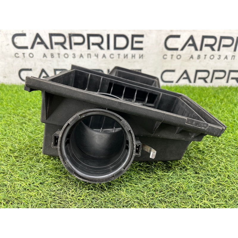 Корпус воздушного фильтра (впускная система) BMW 3-series E46