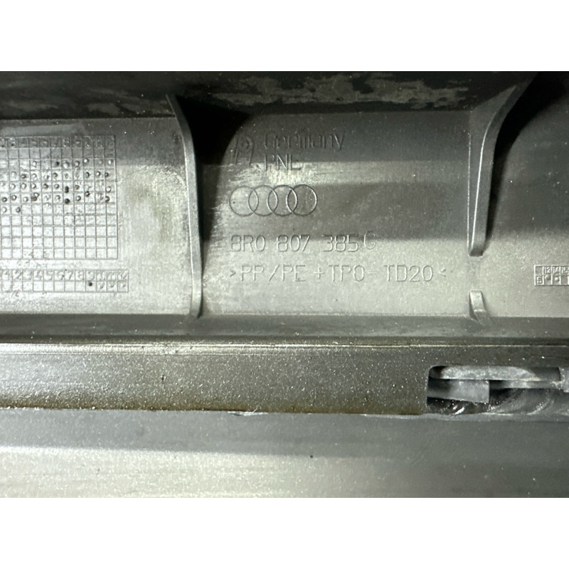 Бампер (наружные элементы кузова) AUDI Q5 8R 2012 2.0 CAEB 8R0807303GRU