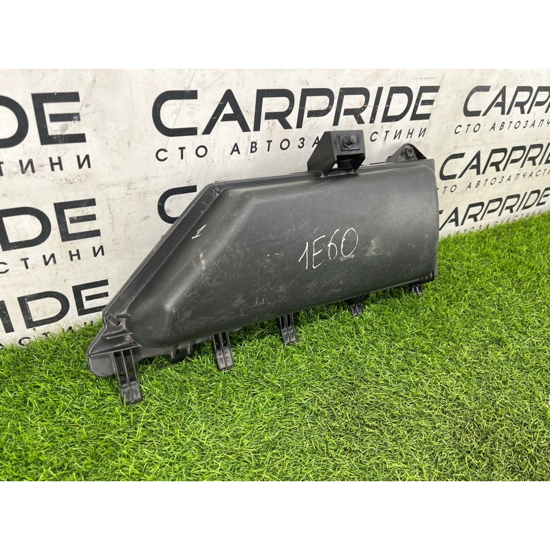 Корпус воздушного фильтра (впускная система) BMW 5-series E60 2004 M54B22 64316913504