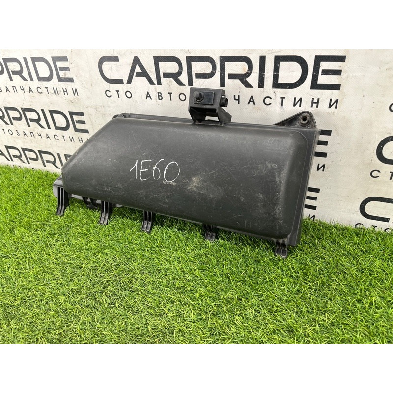 Корпус воздушного фильтра (впускная система) BMW 5-series E60 2004 M54B22 64316913504