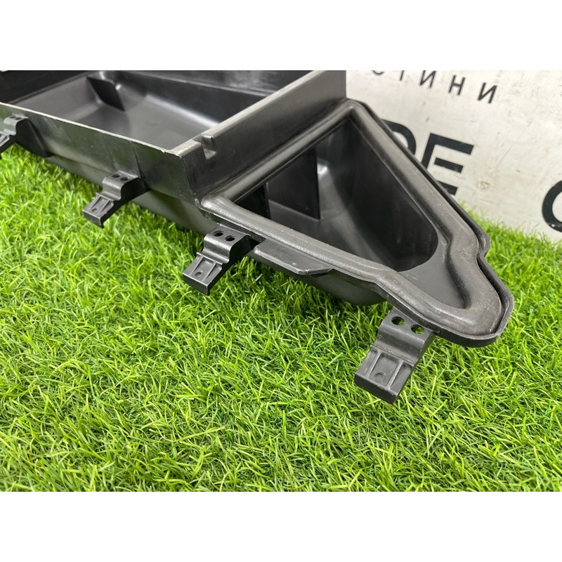 Корпус воздушного фильтра (впускная система) BMW 5-series E60 2004 M54B22 64316913504