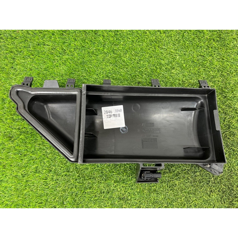 Корпус воздушного фильтра (впускная система) BMW 5-series E60 2004 M54B22 64316913504