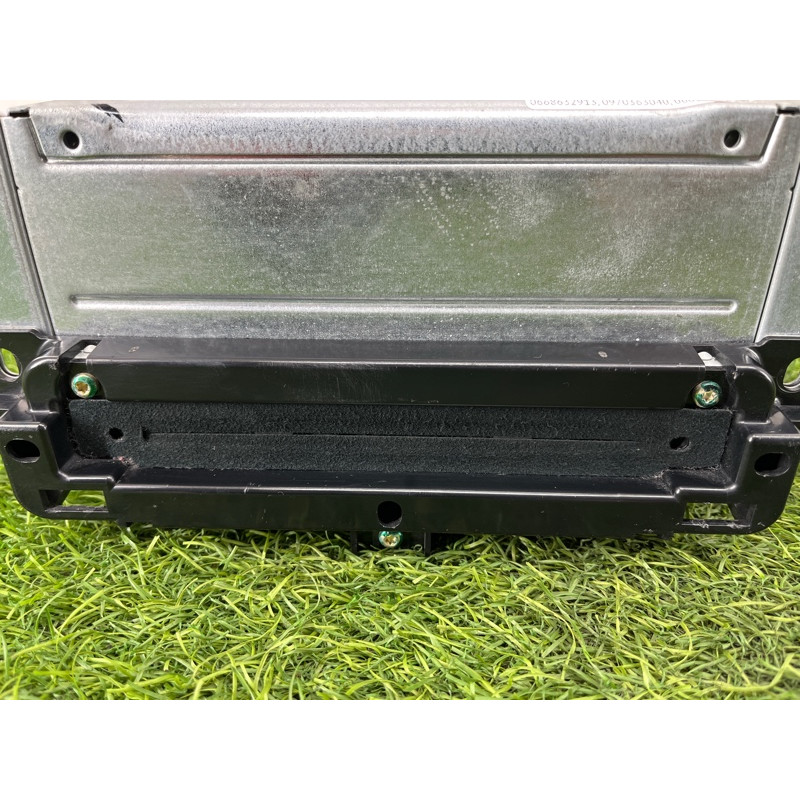 CD-changer (электрика) Dodge Journey SXT 2014 3.6 68209665aa